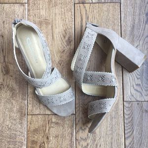 Sz 8.5 Light Gray Sandals with heel